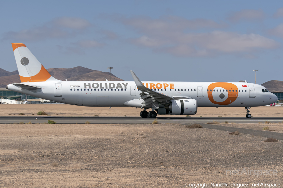Holiday Europe Airbus A321-253N (TC-OED) | Photo 634423