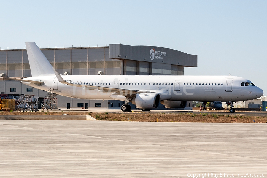 Onur Air Airbus A321-253N (TC-OED) | Photo 347087