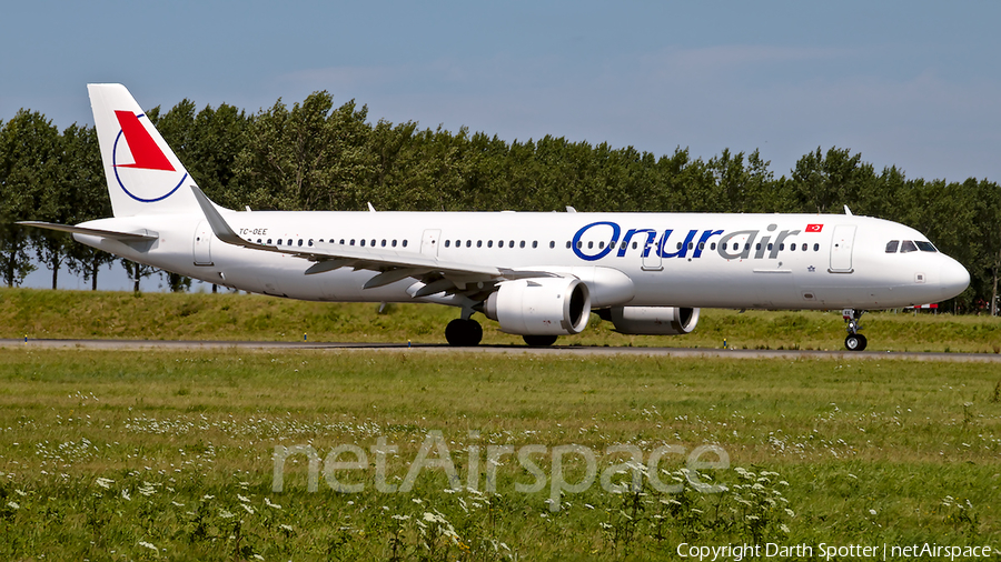 Onur Air Airbus A321-253N (TC-OEE) | Photo 378345