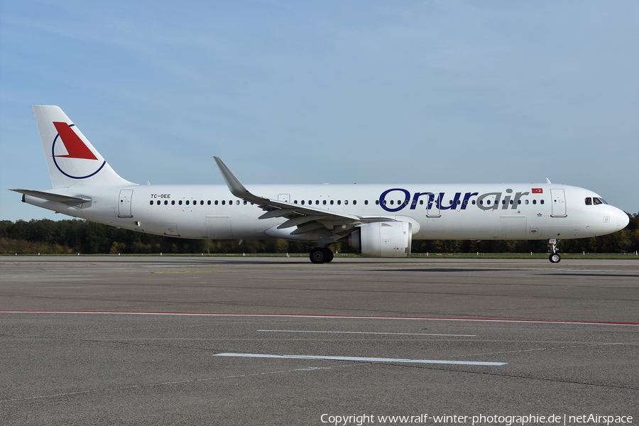 Onur Air Airbus A321-253N (TC-OEE) | Photo 465841