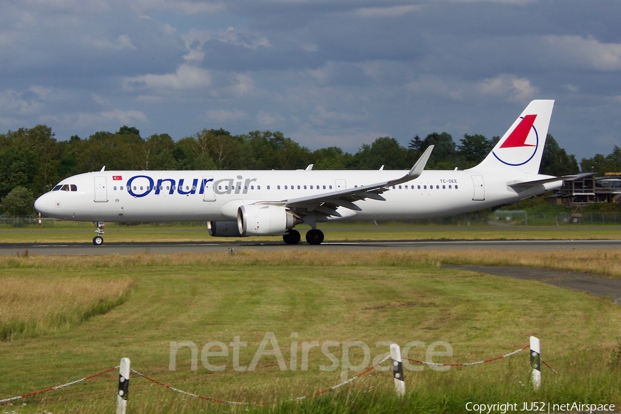 Onur Air Airbus A321-253N (TC-OEE) | Photo 333733