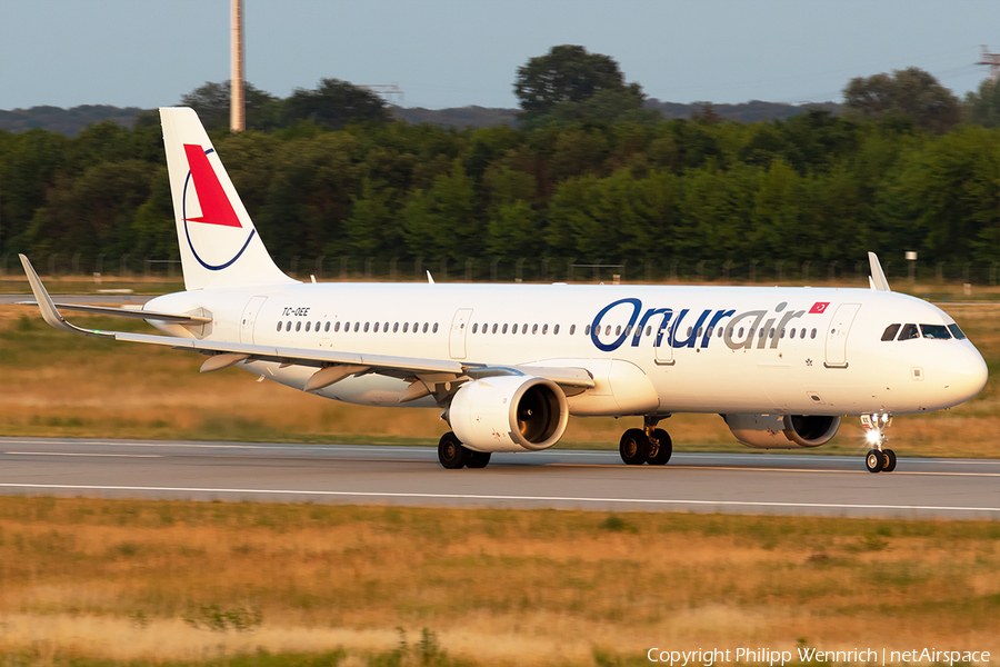Onur Air Airbus A321-253N (TC-OEE) | Photo 336443