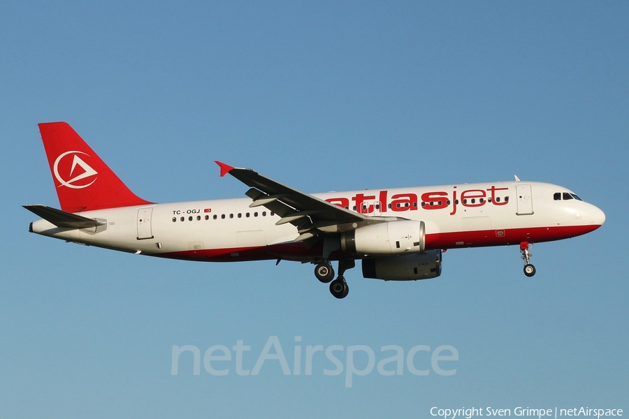 Atlasjet Airbus A320-232 (TC-OGJ) | Photo 10593