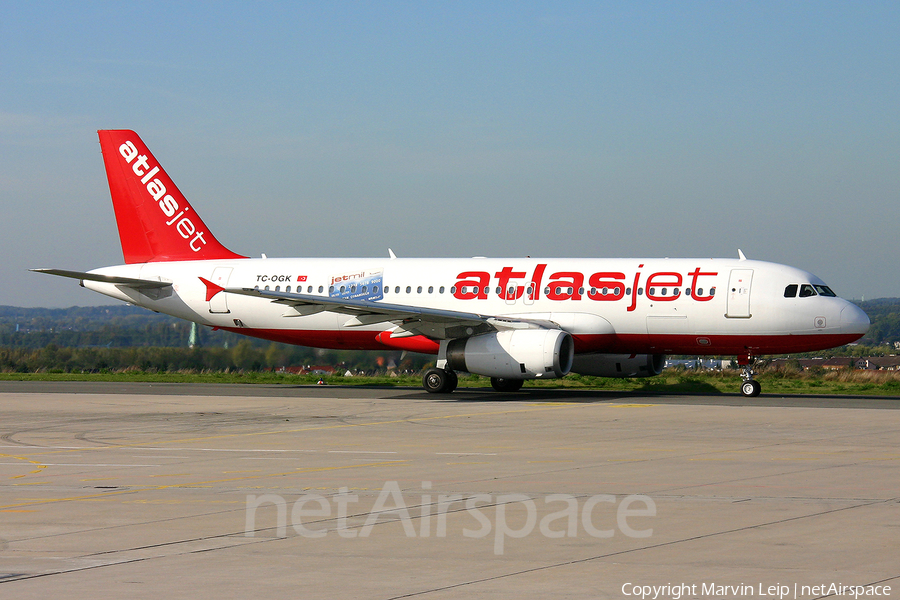Atlasjet Airbus A320-233 (TC-OGK) | Photo 550683