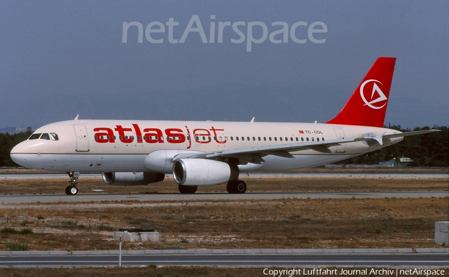 Atlasjet Airbus A320-232 (TC-OGL) | Photo 408839