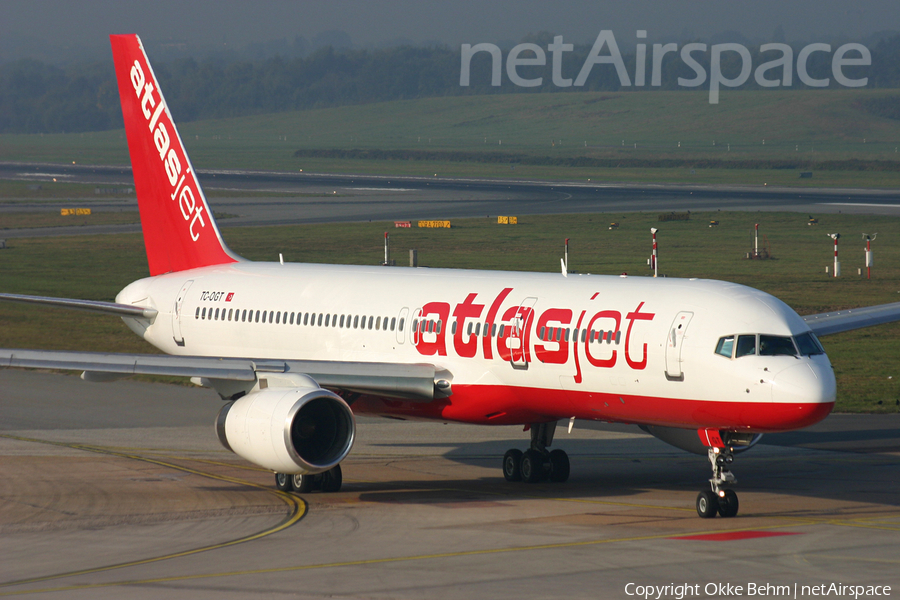 Atlasjet Boeing 757-256 (TC-OGT) | Photo 72659