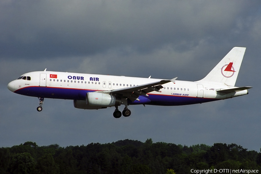 Onur Air Airbus A320-231 (TC-ONG) | Photo 344106