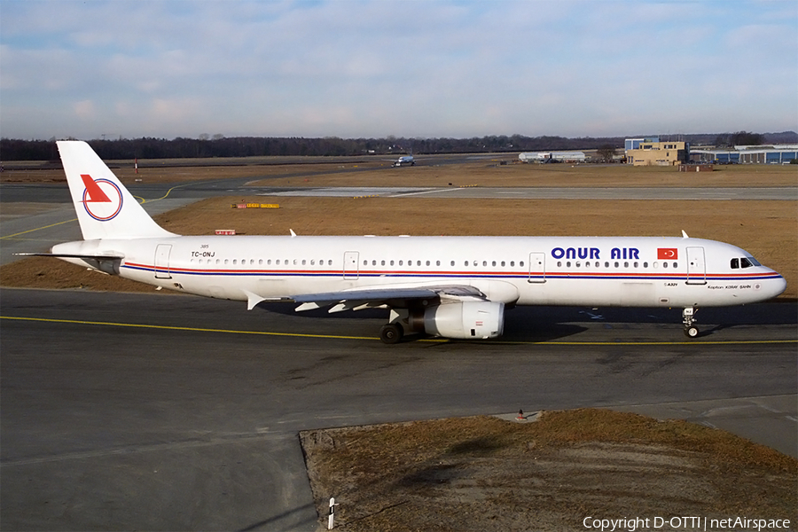 Onur Air Airbus A321-131 (TC-ONJ) | Photo 175285