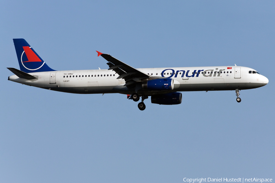Onur Air Airbus A321-131 (TC-ONJ) | Photo 498770