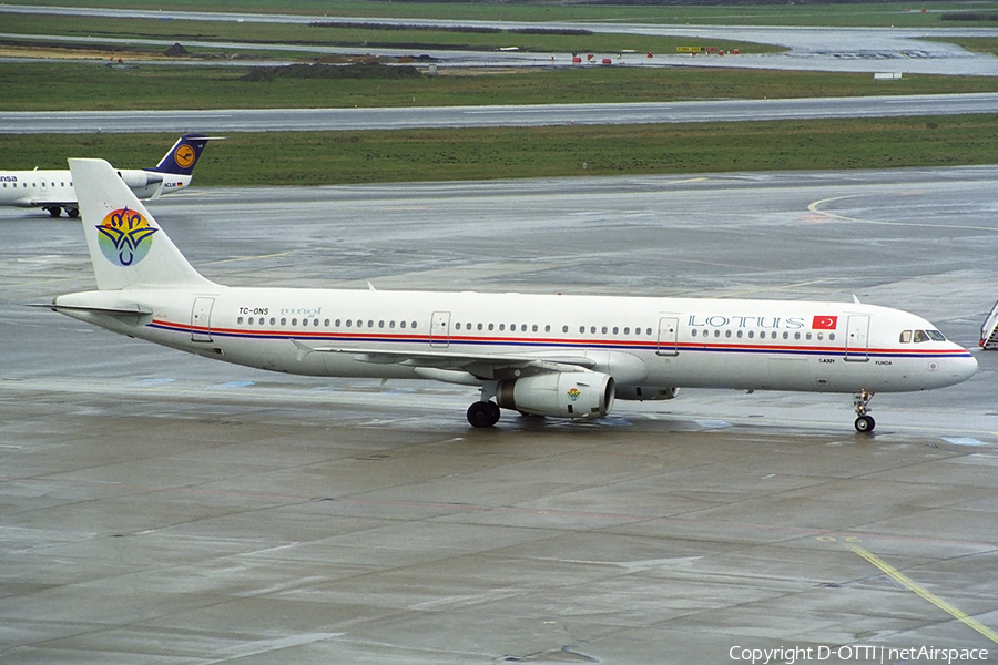 Lotus Air Airbus A321-131 (TC-ONS) | Photo 386612