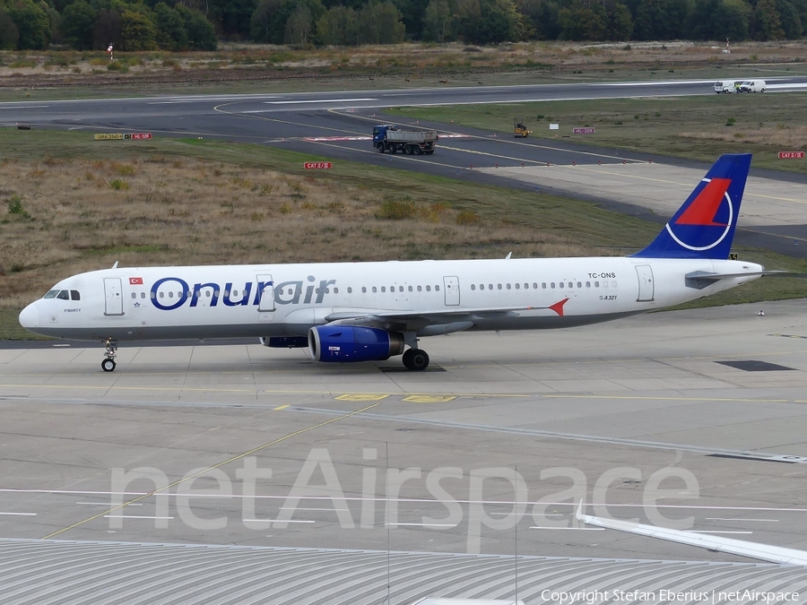 Onur Air Airbus A321-131 (TC-ONS) | Photo 272969