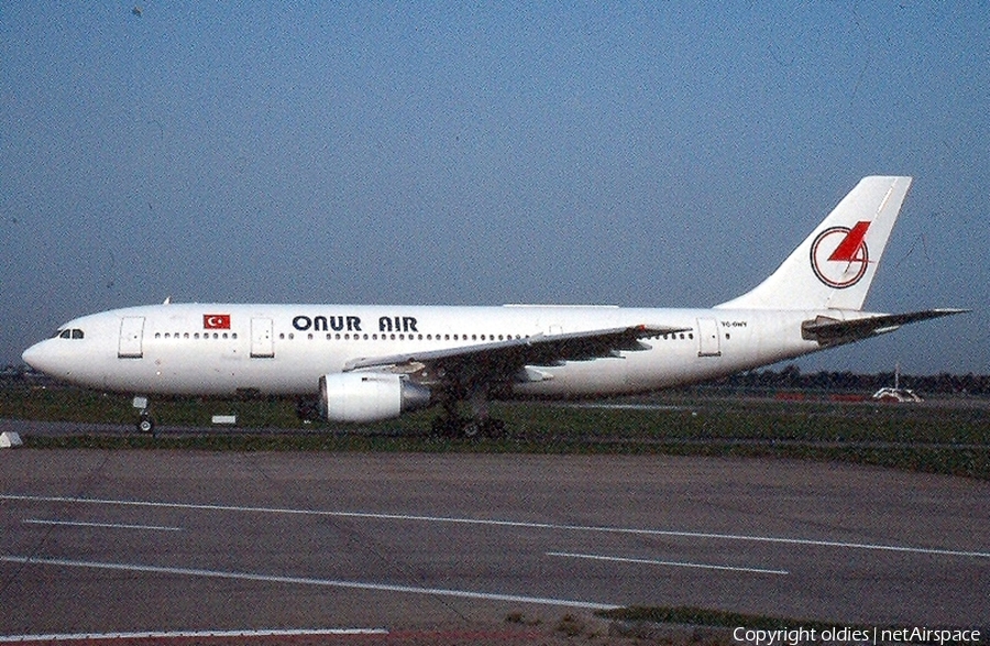 Onur Air Airbus A300B2K-3C (TC-ONY) | Photo 240571