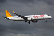 Pegasus Airlines Airbus A321-251NX (TC-RBB) at  Manchester - International (Ringway), United Kingdom