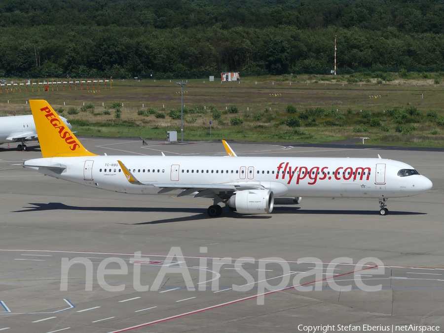 Pegasus Airlines Airbus A321-251NX (TC-RBG) | Photo 637714