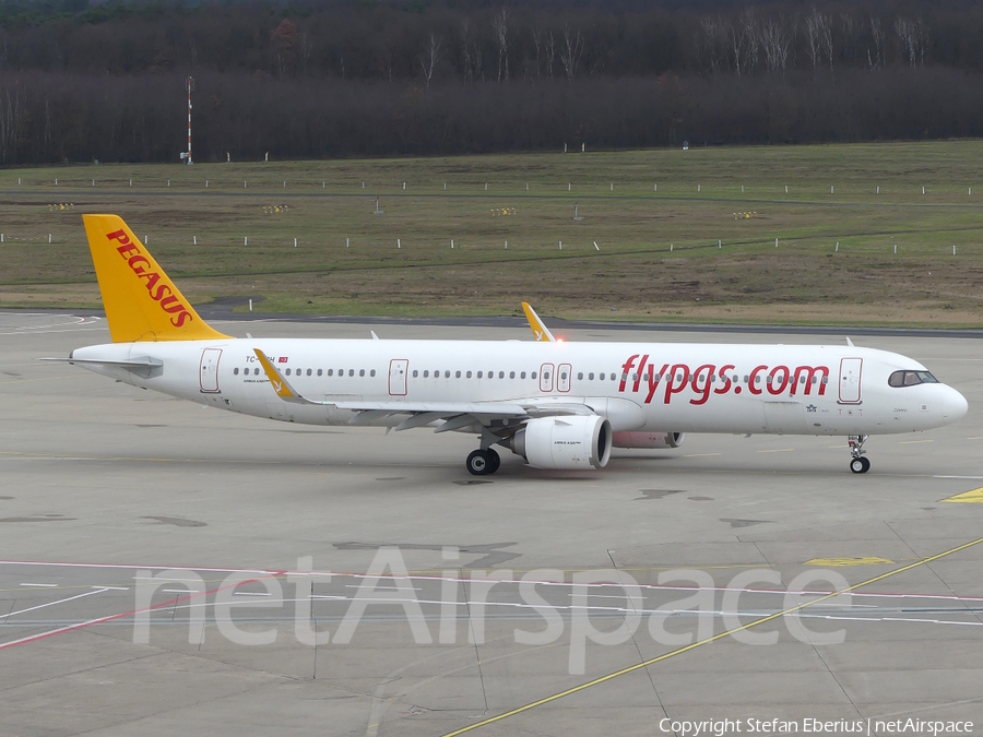 Pegasus Airlines Airbus A321-251NX (TC-RBH) | Photo 549348