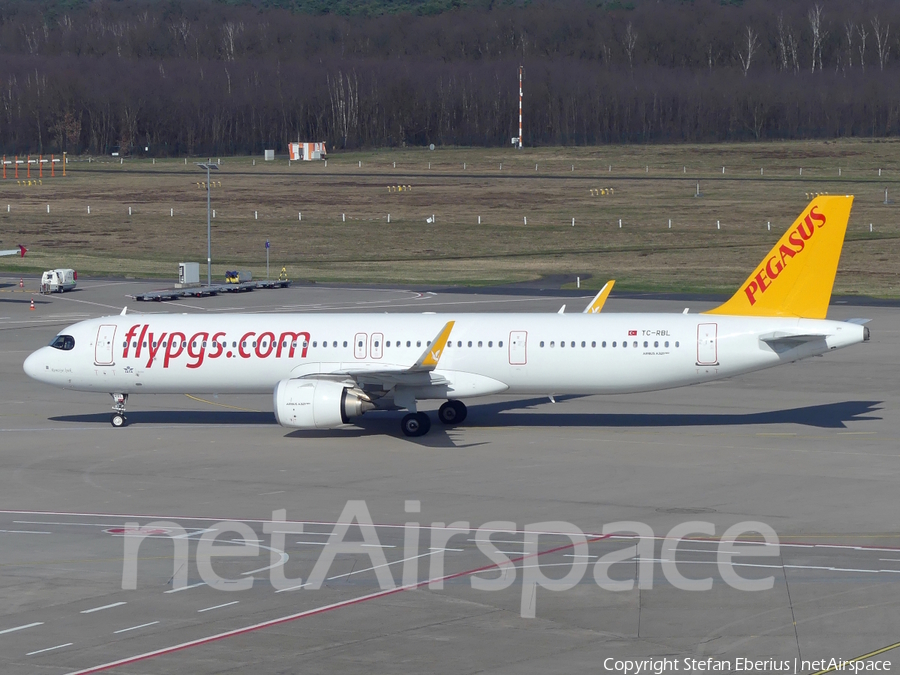 Pegasus Airlines Airbus A321-251NX (TC-RBL) | Photo 613797