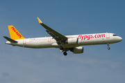 Pegasus Airlines Airbus A321-251NX (TC-RBL) at  Hamburg - Fuhlsbuettel (Helmut Schmidt), Germany
