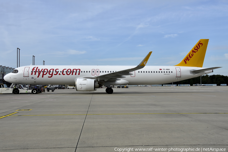 Pegasus Airlines Airbus A321-251NX (TC-RBO) | Photo 573899