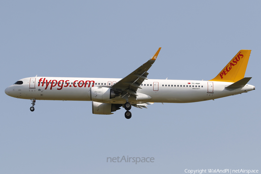 Pegasus Airlines Airbus A321-251NX (TC-RBP) | Photo 581180