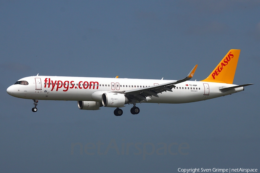 Pegasus Airlines Airbus A321-251NX (TC-RBP) | Photo 571692