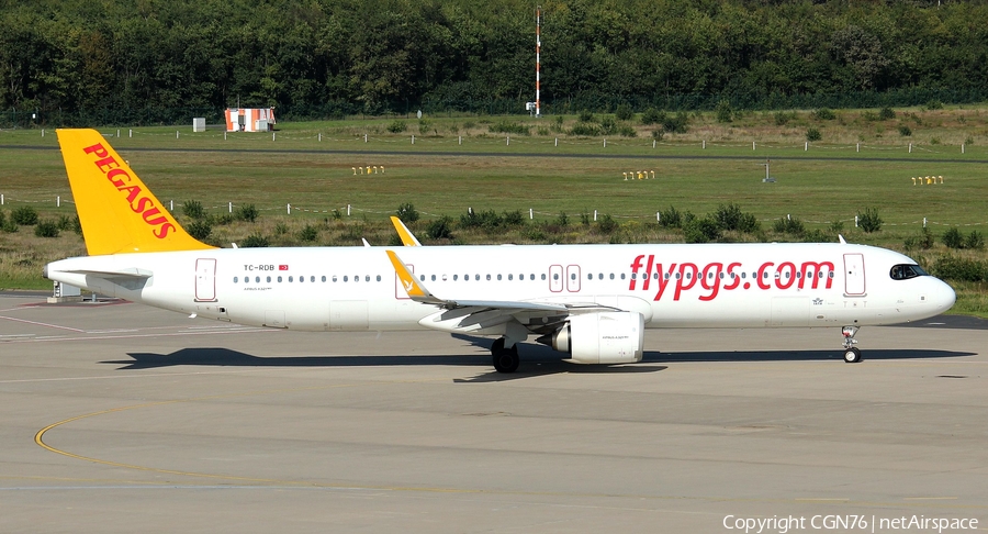 Pegasus Airlines Airbus A321-251NX (TC-RDB) | Photo 592033