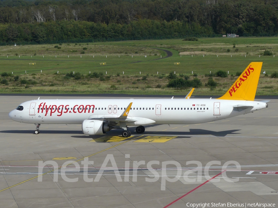 Pegasus Airlines Airbus A321-251NX (TC-RDB) | Photo 593487
