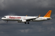 Pegasus Airlines Airbus A321-251NX (TC-RDM) at  Hamburg - Fuhlsbuettel (Helmut Schmidt), Germany