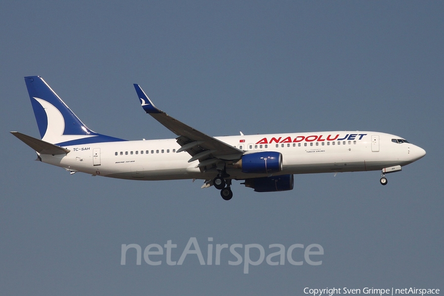 AnadoluJet Boeing 737-8FH (TC-SAH) | Photo 82130