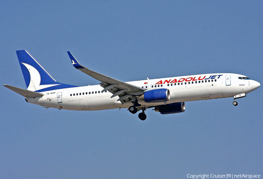 AnadoluJet Boeing 737-8FH (TC-SAH) | Photo 89297