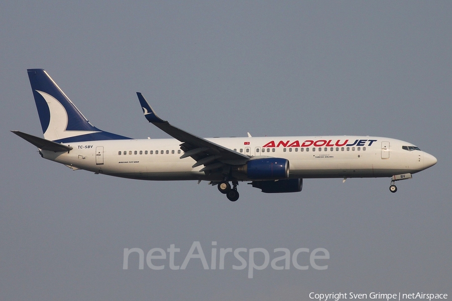 AnadoluJet Boeing 737-86N (TC-SBV) | Photo 84784