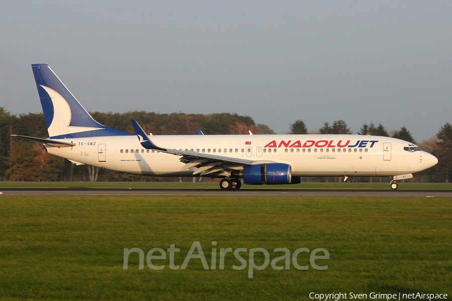 AnadoluJet Boeing 737-86N (TC-SBZ) | Photo 90024