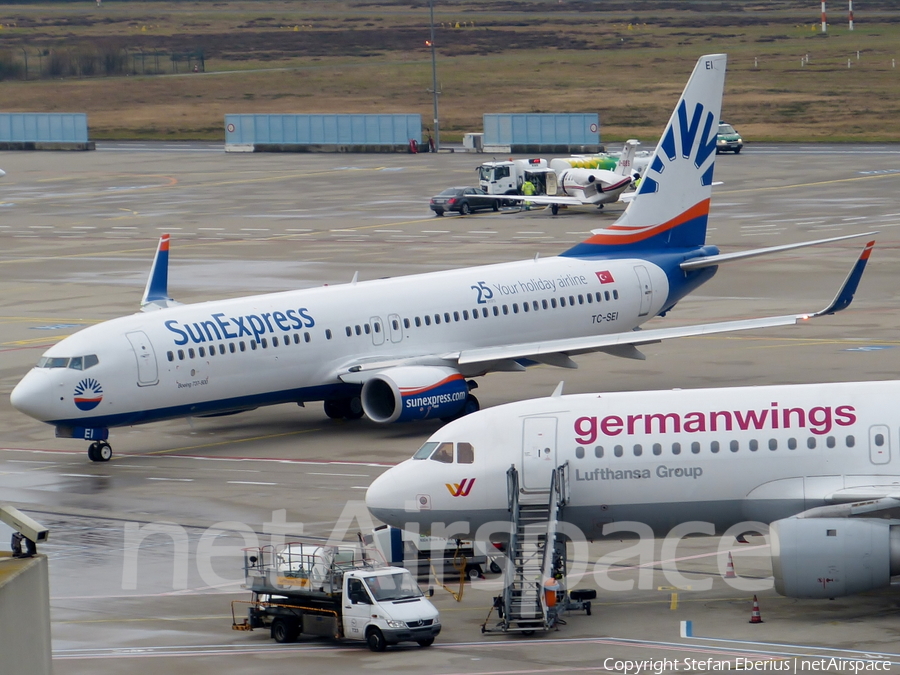SunExpress Boeing 737-8HC (TC-SEI) | Photo 423579