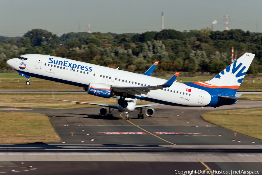 SunExpress Boeing 737-8HC (TC-SEJ) | Photo 490113