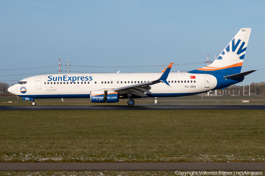 SunExpress Boeing 737-8HC (TC-SEN) | Photo 579639