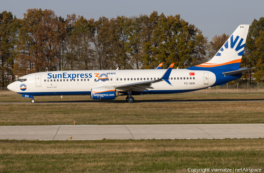 SunExpress Boeing 737-8HC (TC-SEN) | Photo 409920
