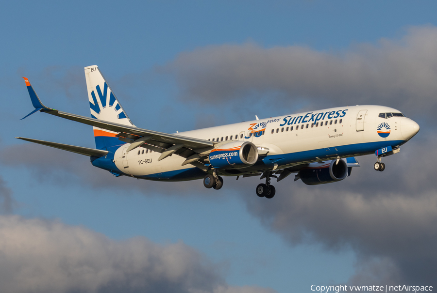 SunExpress Boeing 737-8HC (TC-SEU) | Photo 518679