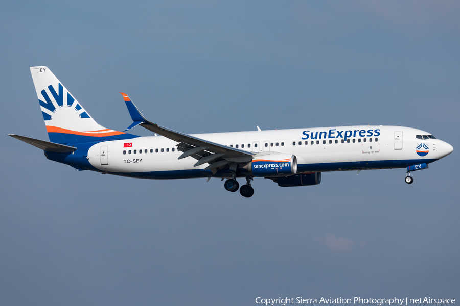 SunExpress Boeing 737-8HC (TC-SEY) | Photo 330463