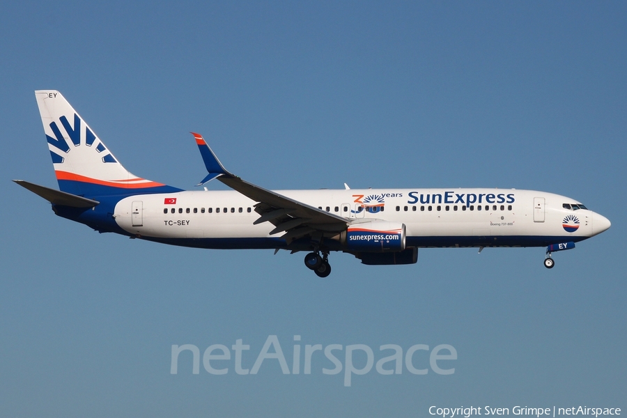 SunExpress Boeing 737-8HC (TC-SEY) | Photo 444852