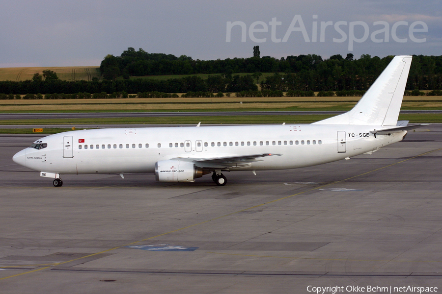 Saga Airlines Boeing 737-48E (TC-SGE) | Photo 191996