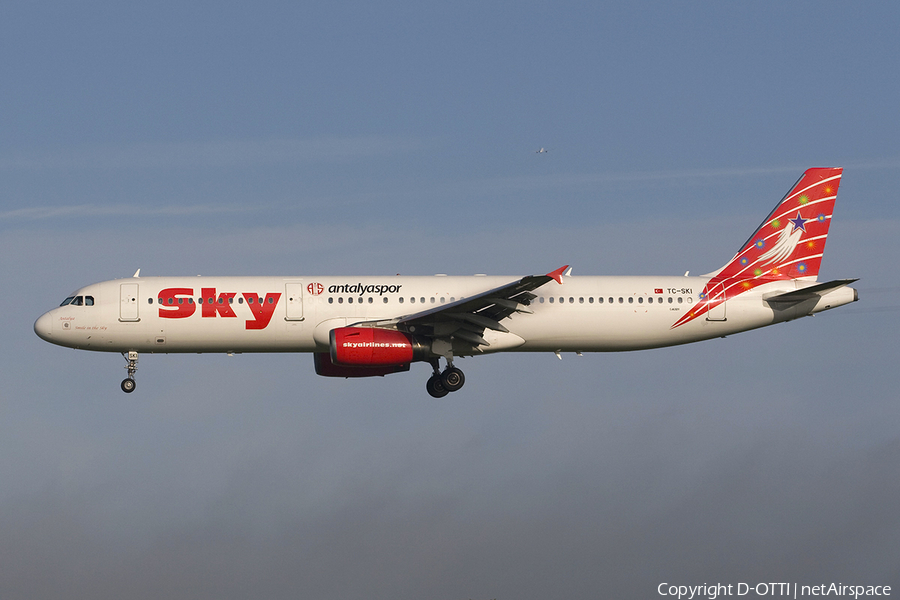 Sky Airlines Airbus A321-231 (TC-SKI) | Photo 278094