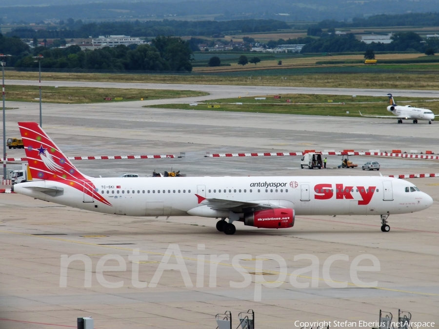 Sky Airlines Airbus A321-231 (TC-SKI) | Photo 271377