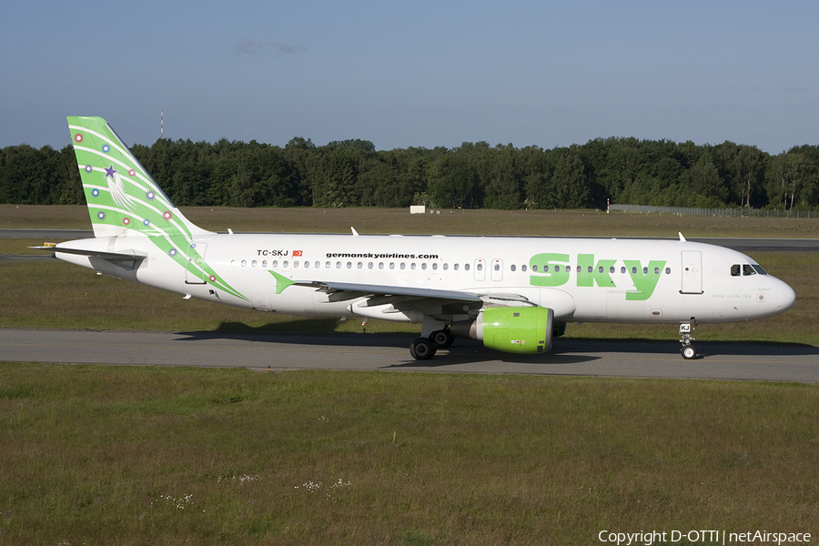 Sky Airlines Airbus A320-211 (TC-SKJ) | Photo 385240