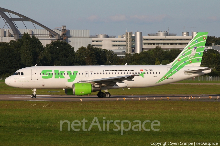Sky Airlines Airbus A320-211 (TC-SKJ) | Photo 11229
