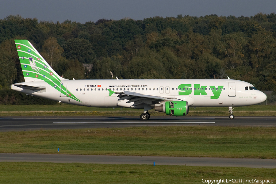 Sky Airlines Airbus A320-211 (TC-SKJ) | Photo 270418