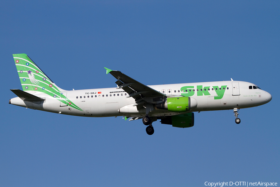 Sky Airlines Airbus A320-211 (TC-SKJ) | Photo 365802