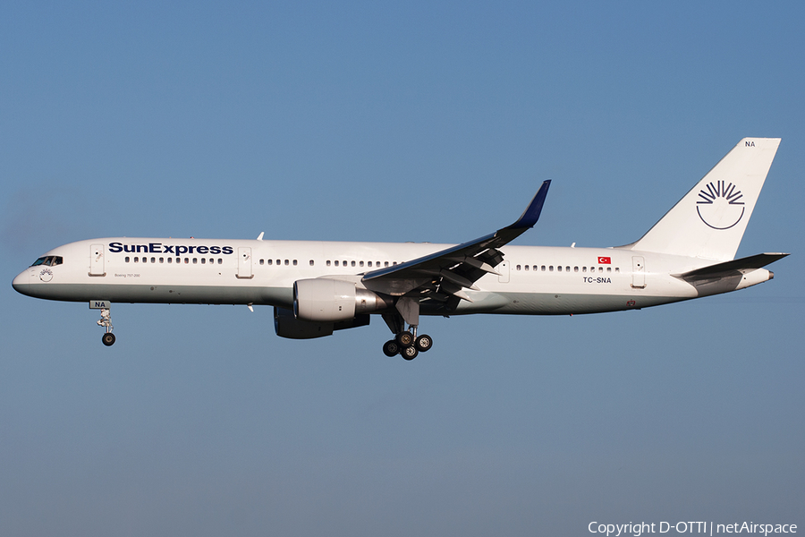 SunExpress Boeing 757-2Q8 (TC-SNA) | Photo 195605