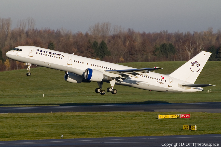 SunExpress Boeing 757-2Q8 (TC-SNB) | Photo 191530