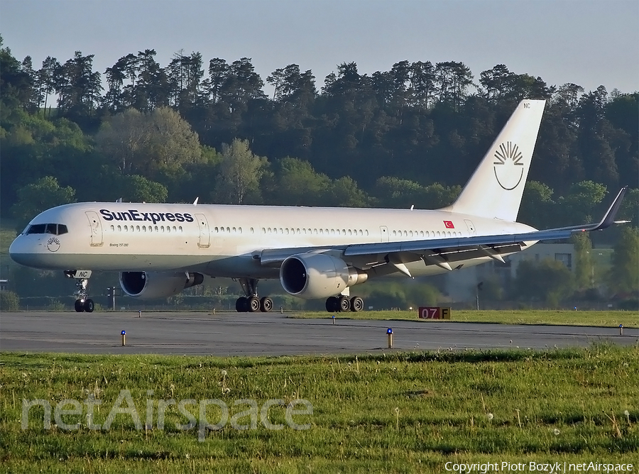 SunExpress Boeing 757-2Q8 (TC-SNC) | Photo 46077