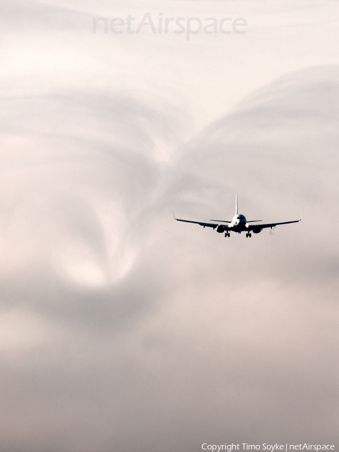 SunExpress Boeing 737-8HX (TC-SNE) | Photo 30938