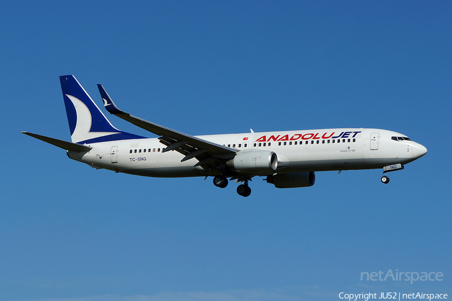 AnadoluJet Boeing 737-8HC (TC-SNG) | Photo 54760